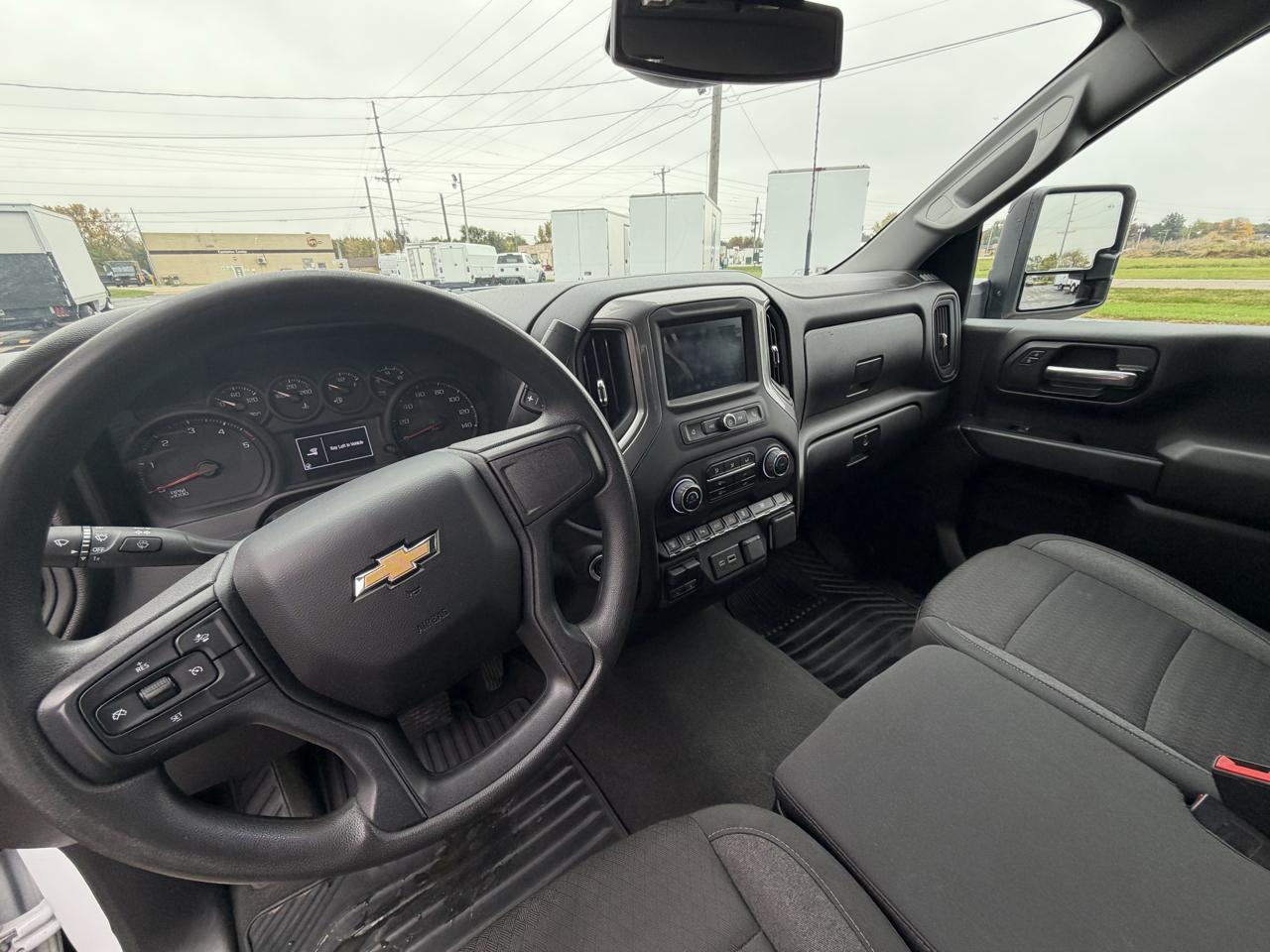 Chevrolet Silverado 2500HD 4WD Crew Cab 172" LT 2025