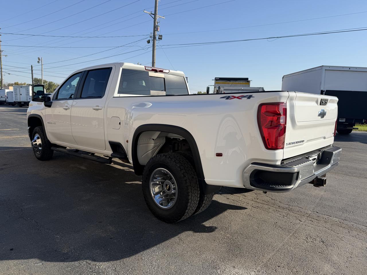Chevrolet Silverado 3500HD LT Crew Cab 4WD 2022
