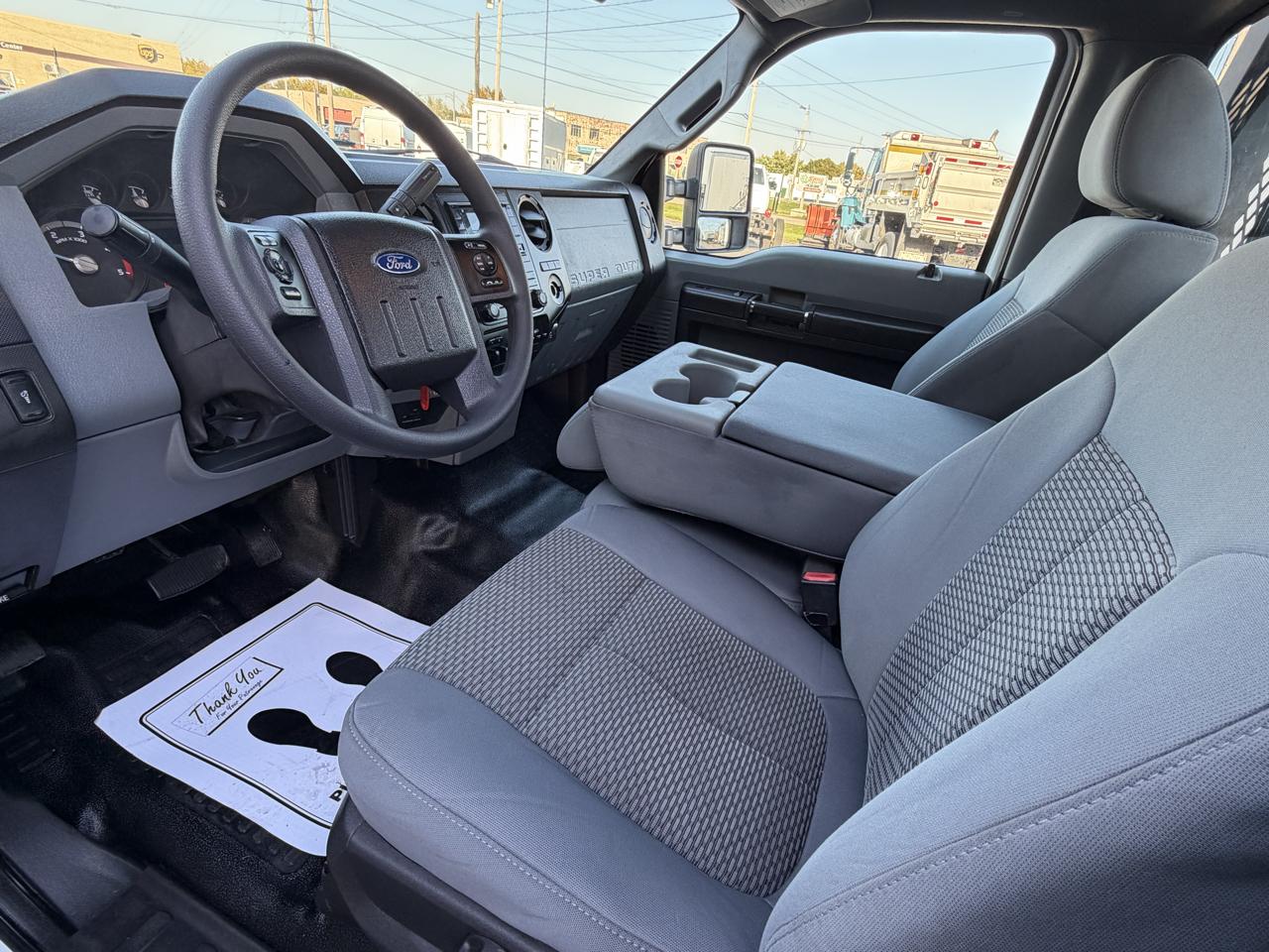 Ford F-450 SD Regular Cab DRW 2WD 2016