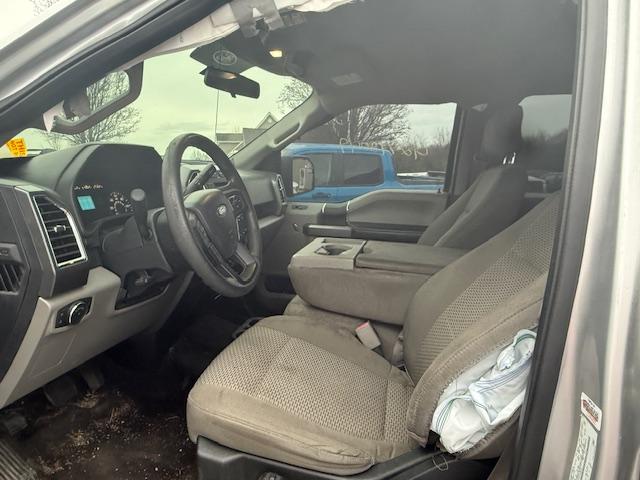 Ford F-150 XLT SuperCrew 4WD 2016