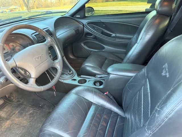 Ford Mustang GT Coupe 2004