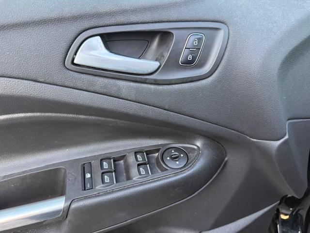 Ford Escape SE FWD 2017