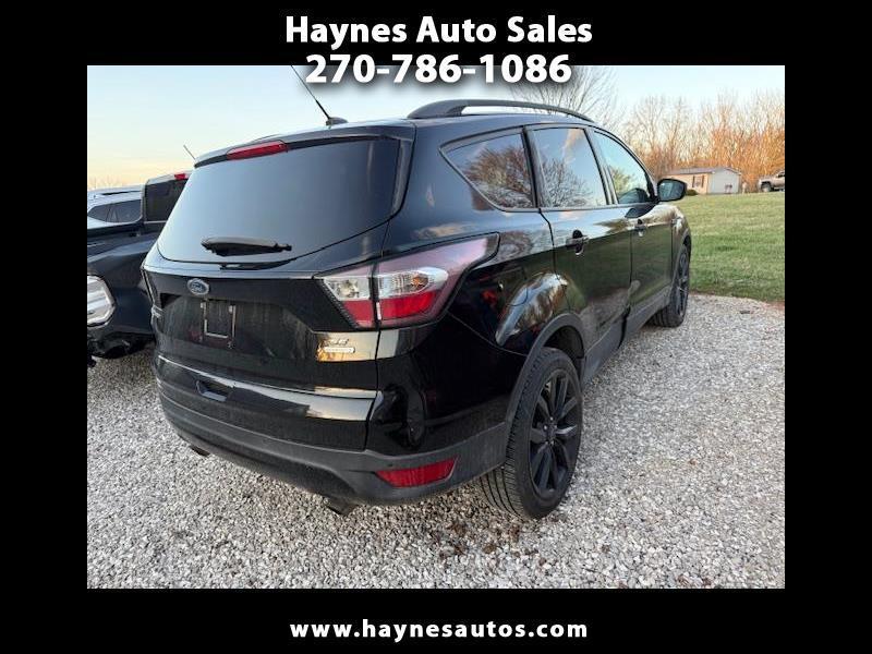 2017 Ford Escape SE FWD