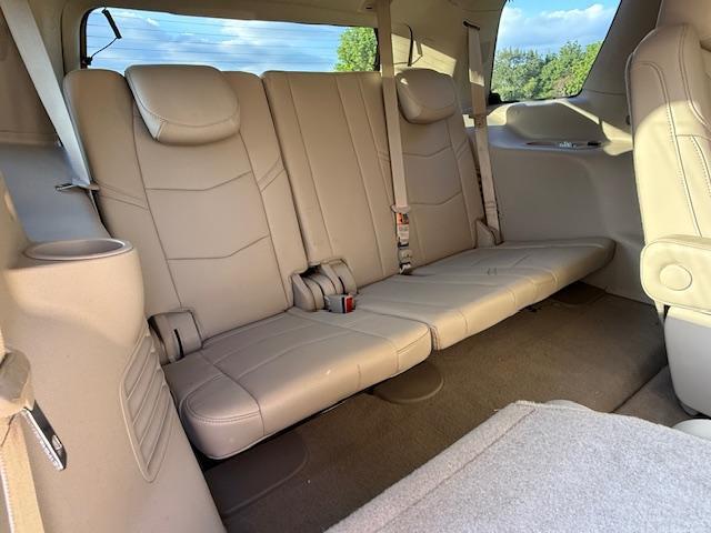 Cadillac Escalade Premium 4WD 2016