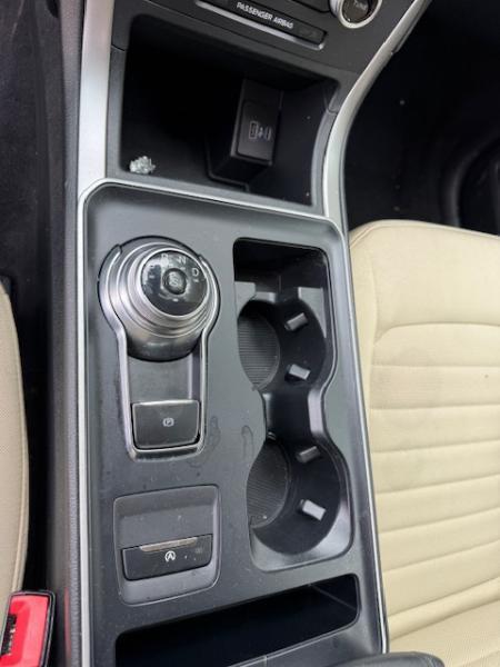 Ford Edge SE AWD 2022