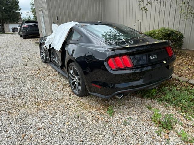 Ford Mustang GT Premium Coupe 2016