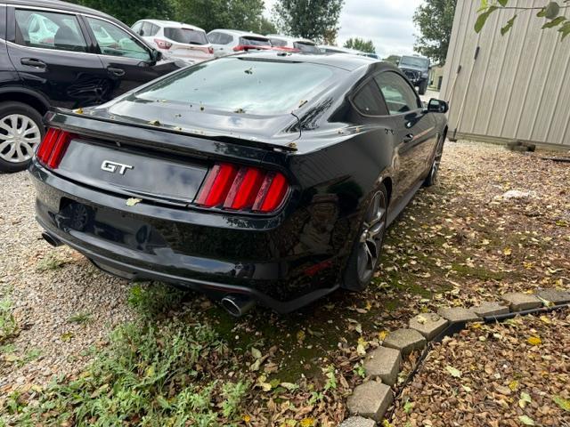 Ford Mustang GT Premium Coupe 2016