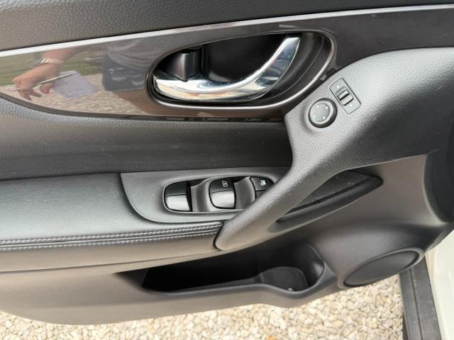 Nissan Rogue SV AWD 2018