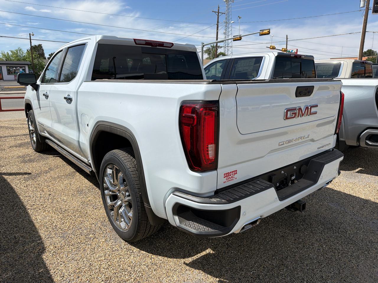 GMC Sierra 1500 Denali Crew Cab Short Box 4WD 2026