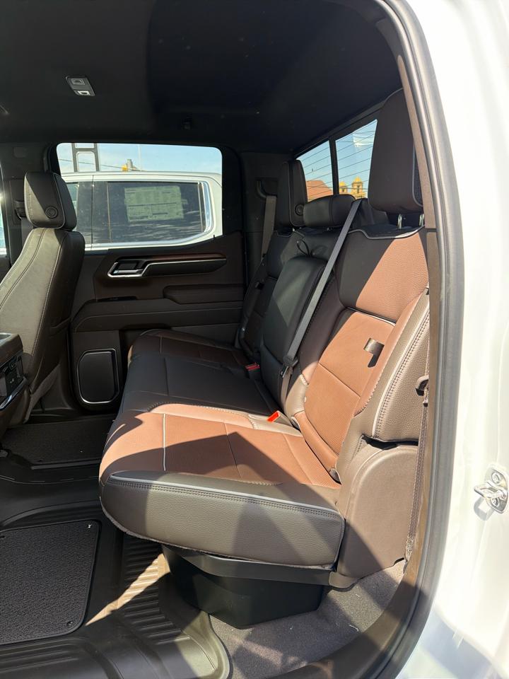 GMC Sierra 1500 Denali Crew Cab Short Box 4WD 2026