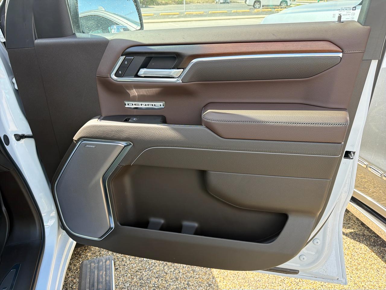 GMC Sierra 1500 Denali Crew Cab Short Box 4WD 2026