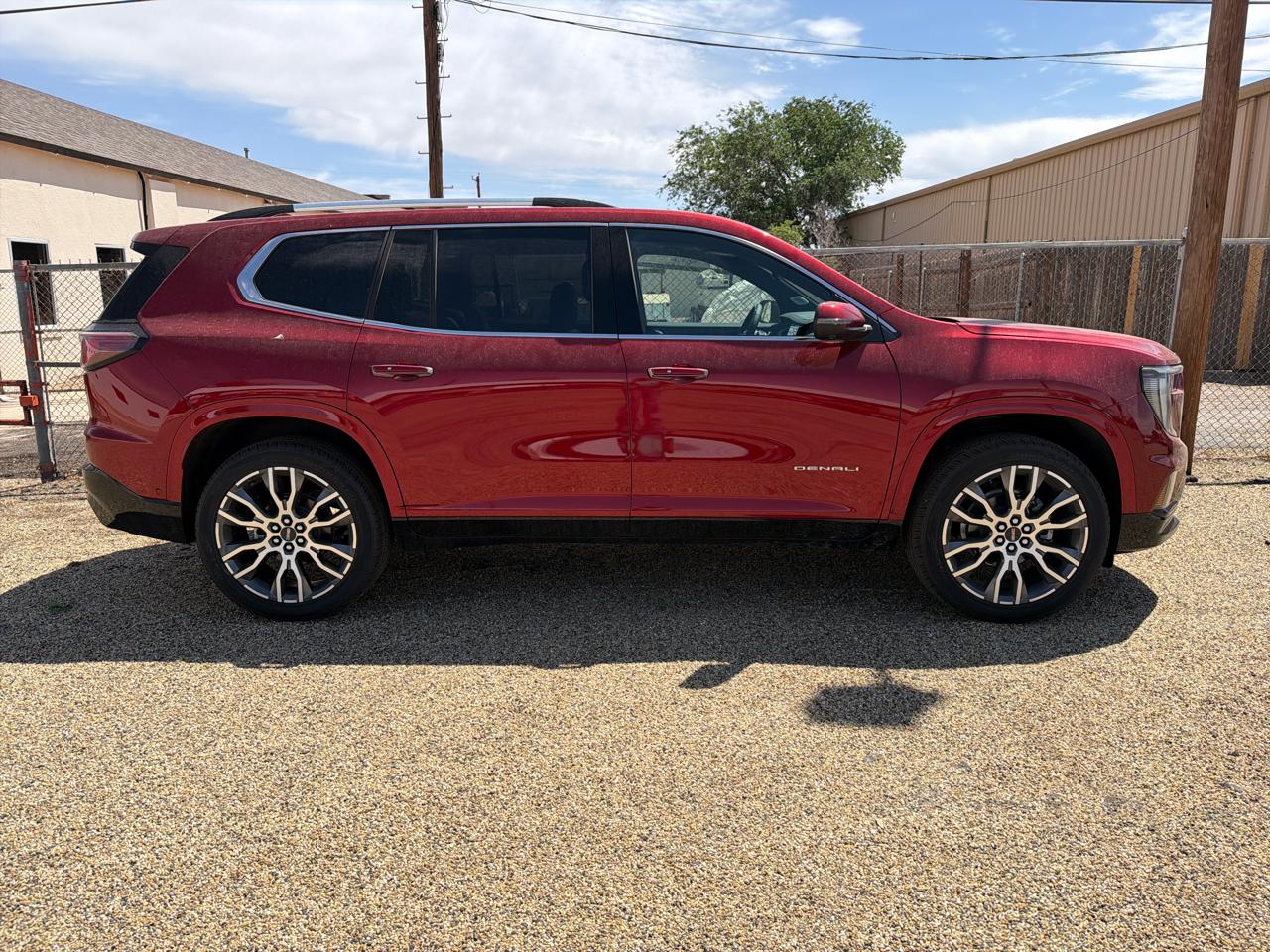 GMC Acadia Denali Ultimate 2026