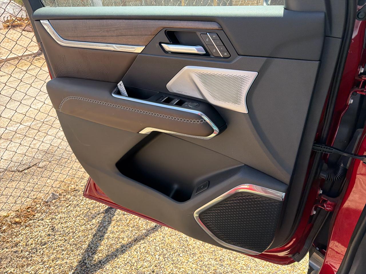 GMC Acadia Denali Ultimate 2026
