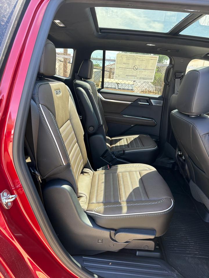 GMC Acadia Denali Ultimate 2026