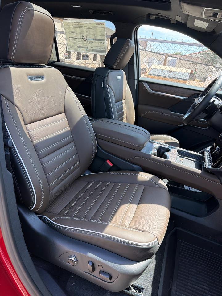 GMC Acadia Denali Ultimate 2026