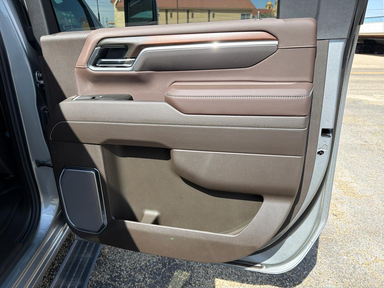 GMC Sierra 2500HD Denali Crew Cab 4WD SB 2026