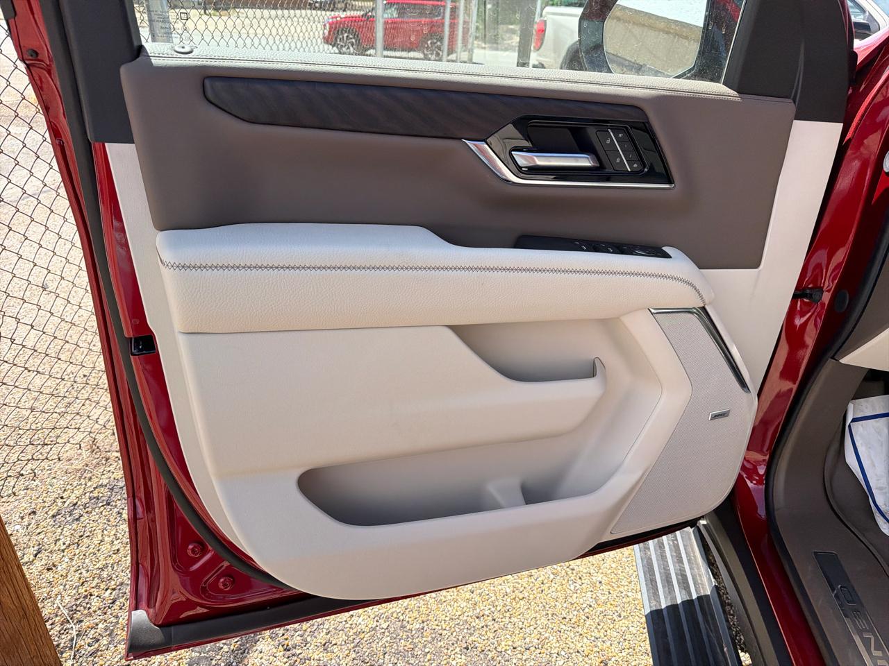 GMC Yukon Denali 4WD 2026