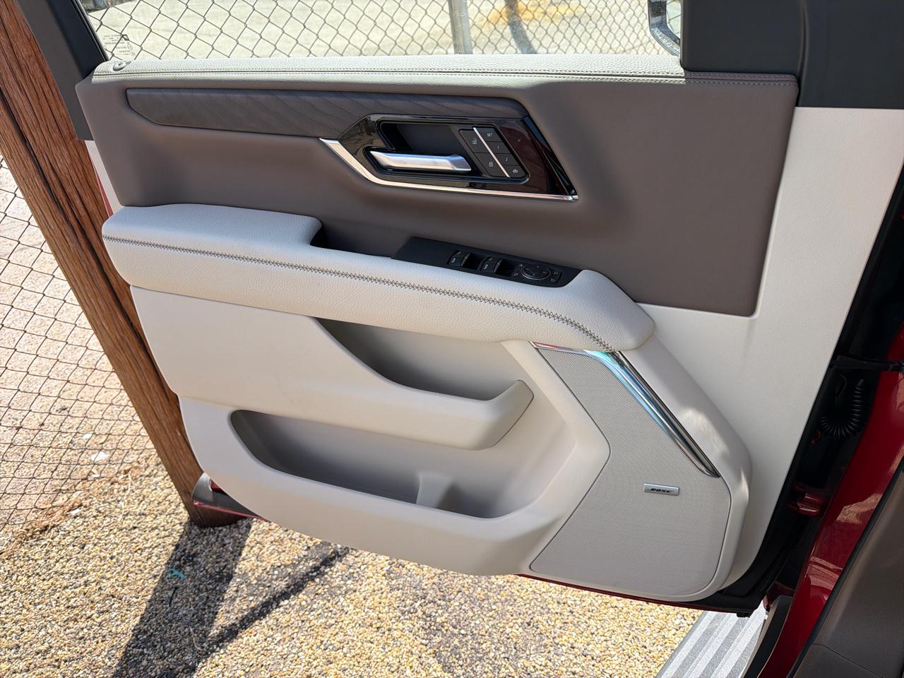 GMC Yukon Denali 4WD 2026