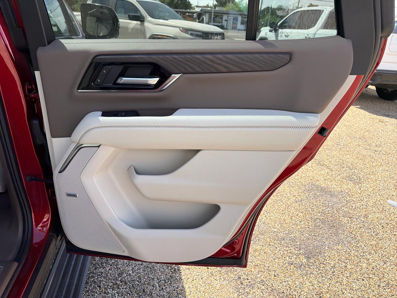 GMC Yukon Denali 4WD 2026