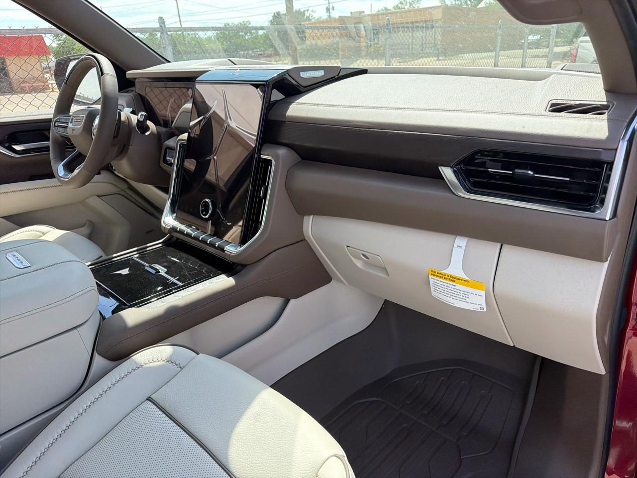 GMC Yukon Denali 4WD 2026