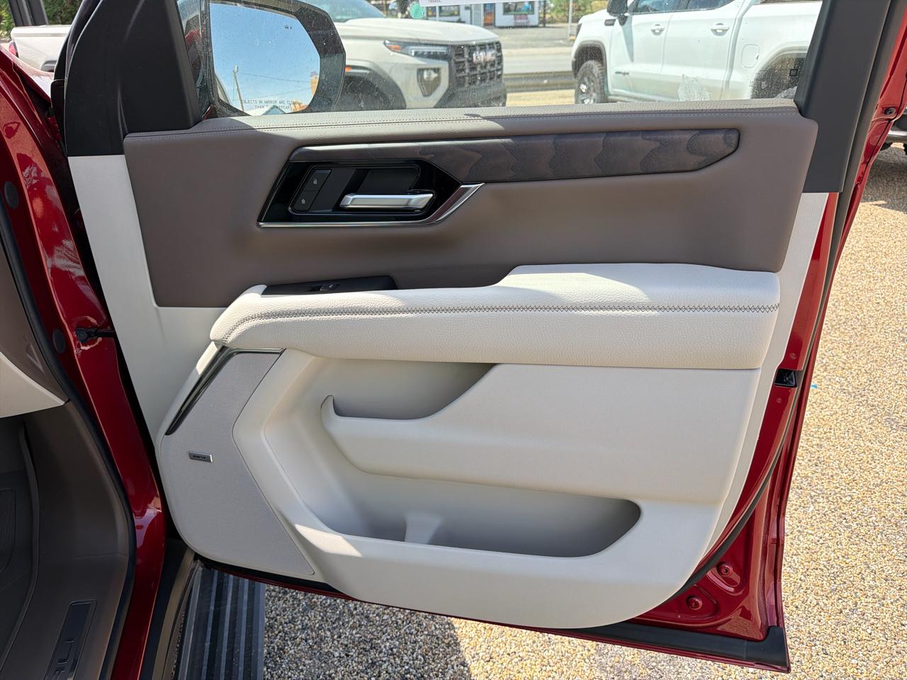 GMC Yukon Denali 4WD 2026