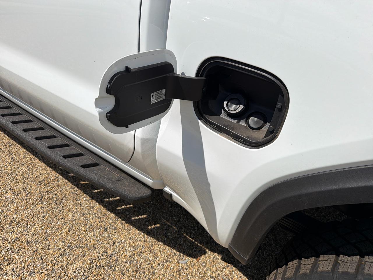 GMC Sierra 1500 AT4X Crew Cab 4WD 2026