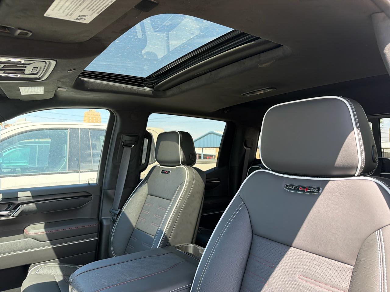 GMC Sierra 1500 AT4X Crew Cab 4WD 2026