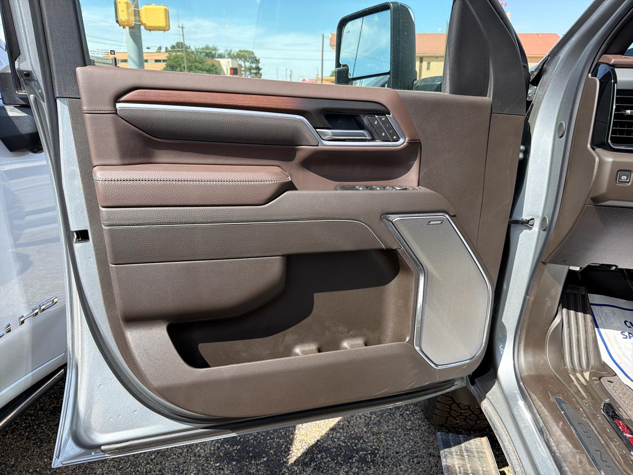 GMC Sierra 2500HD Denali Crew Cab 4WD SB 2026