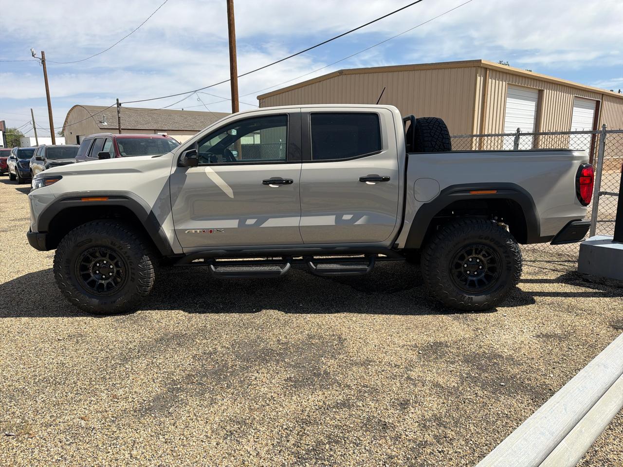 GMC Canyon AT4X Crew Cab 4WD 2026