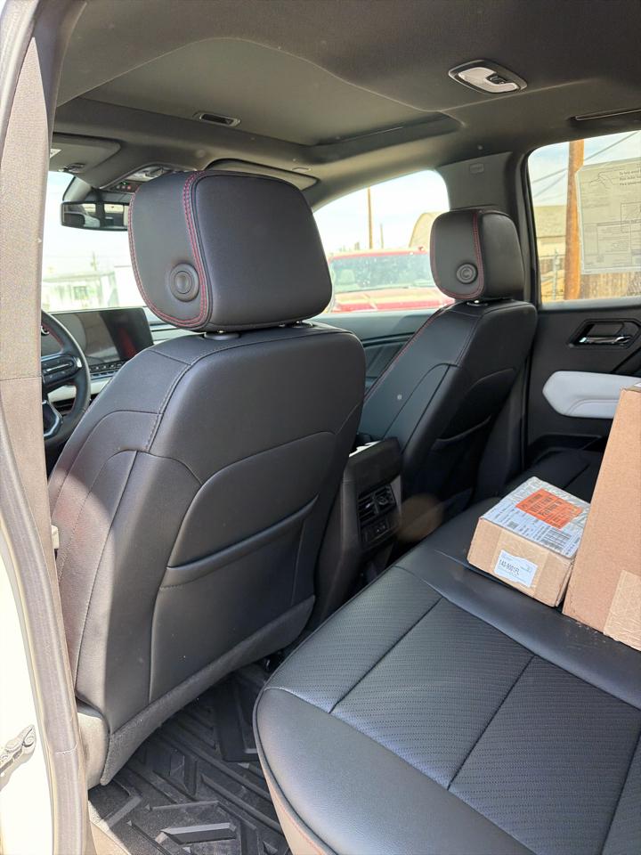 GMC Canyon AT4X Crew Cab 4WD 2026