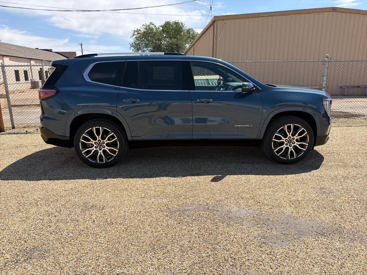 GMC Acadia Denali Ultimate 2026