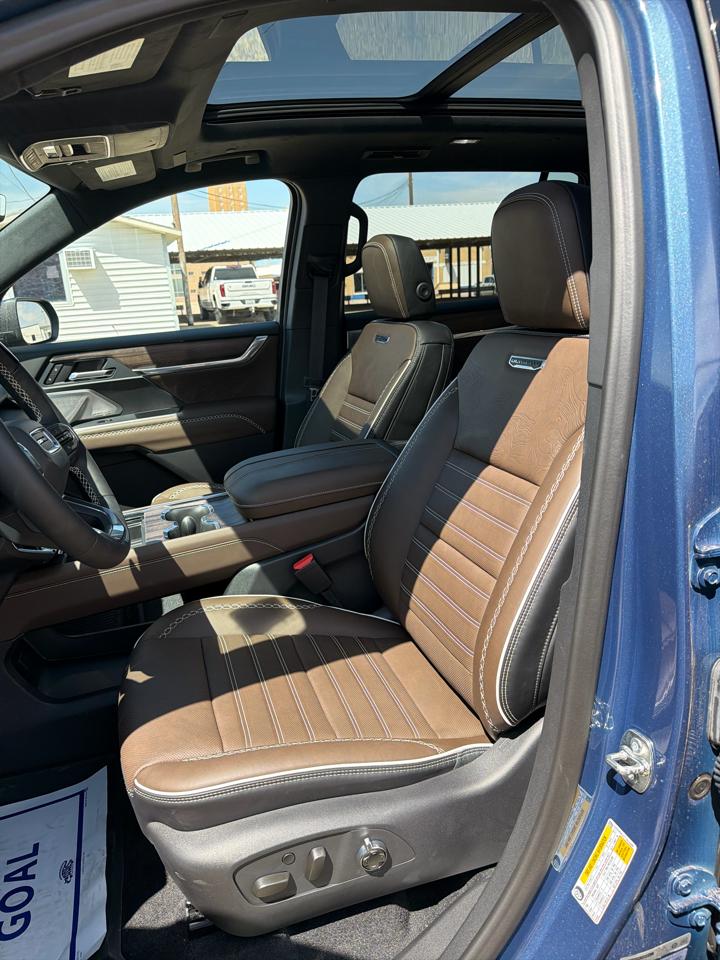 GMC Acadia Denali Ultimate 2026