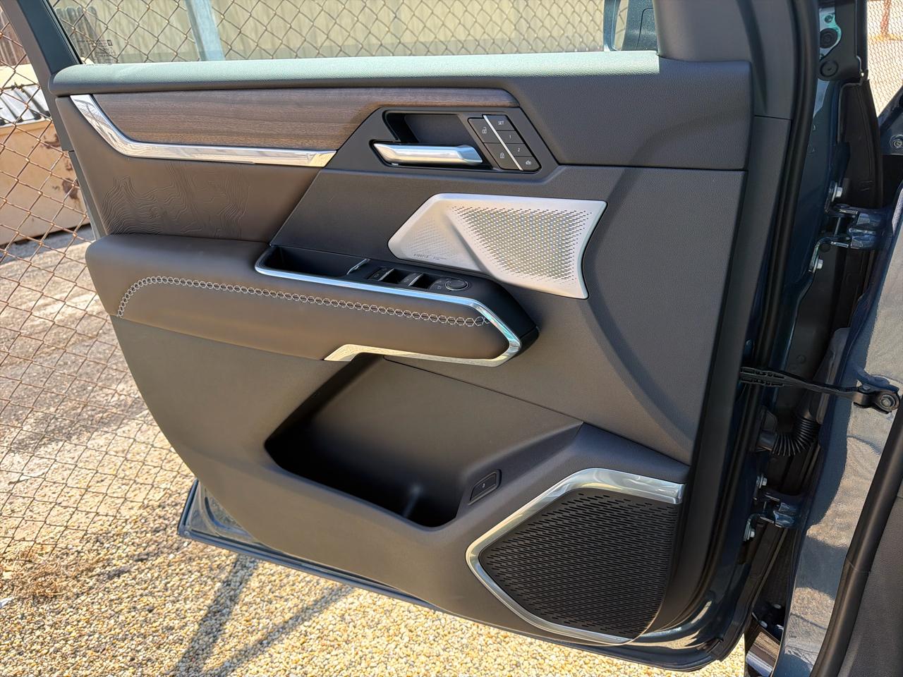 GMC Acadia Denali Ultimate 2026