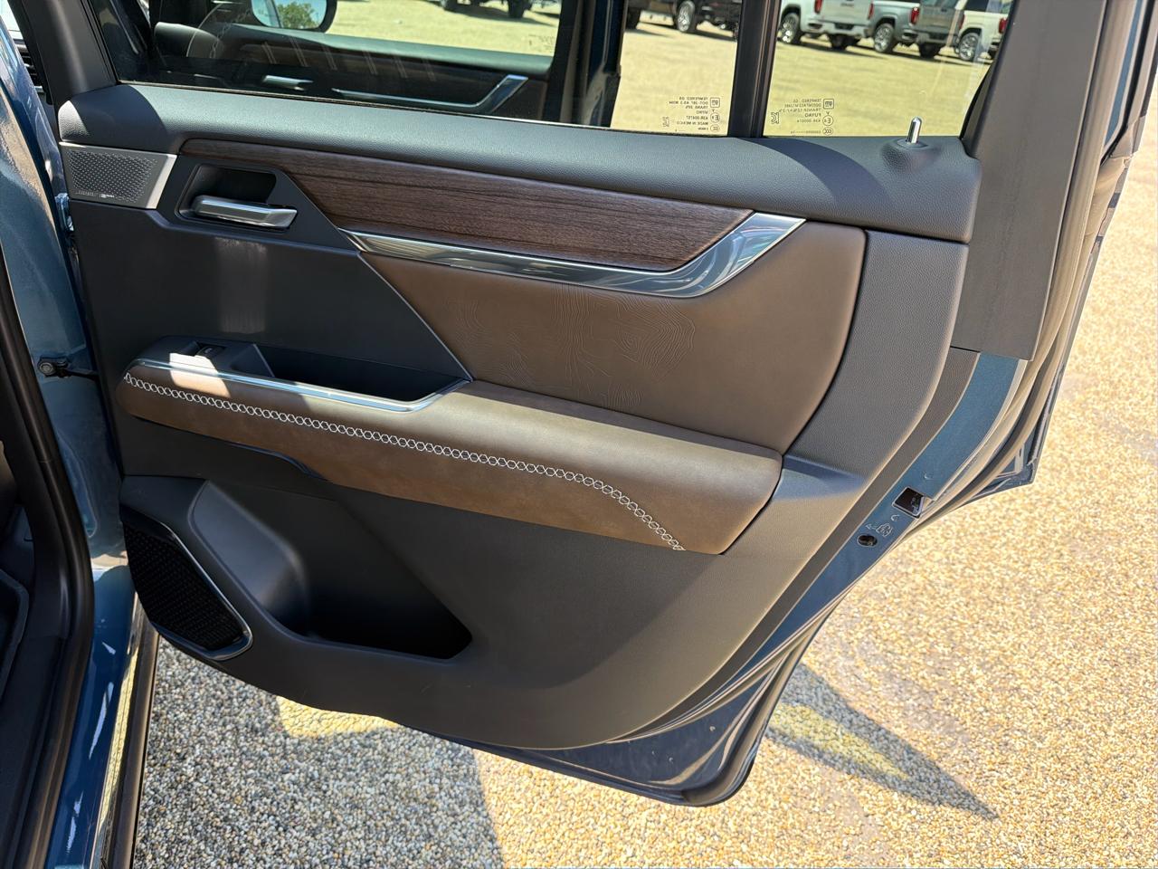 GMC Acadia Denali Ultimate 2026