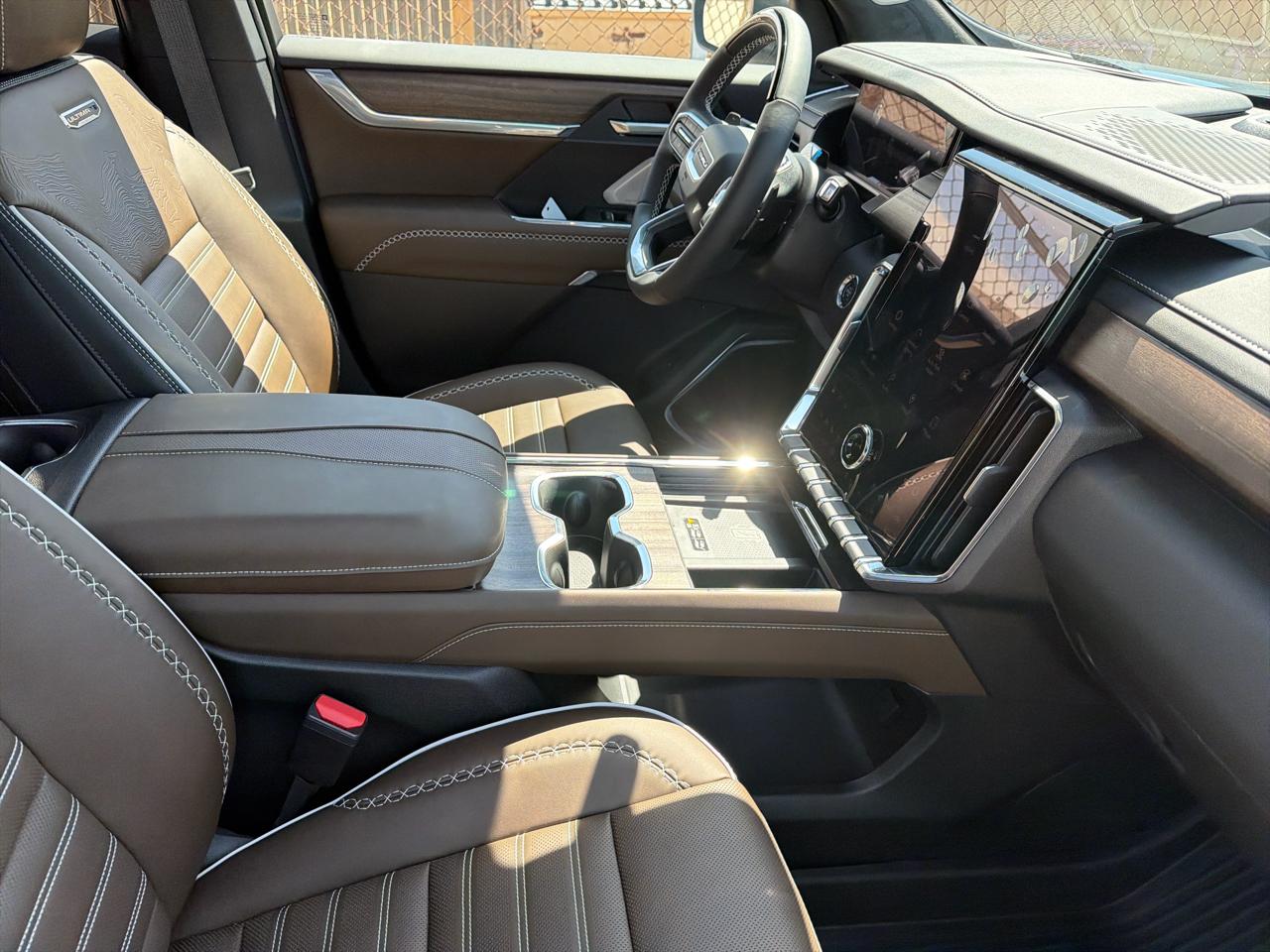 GMC Acadia Denali Ultimate 2026