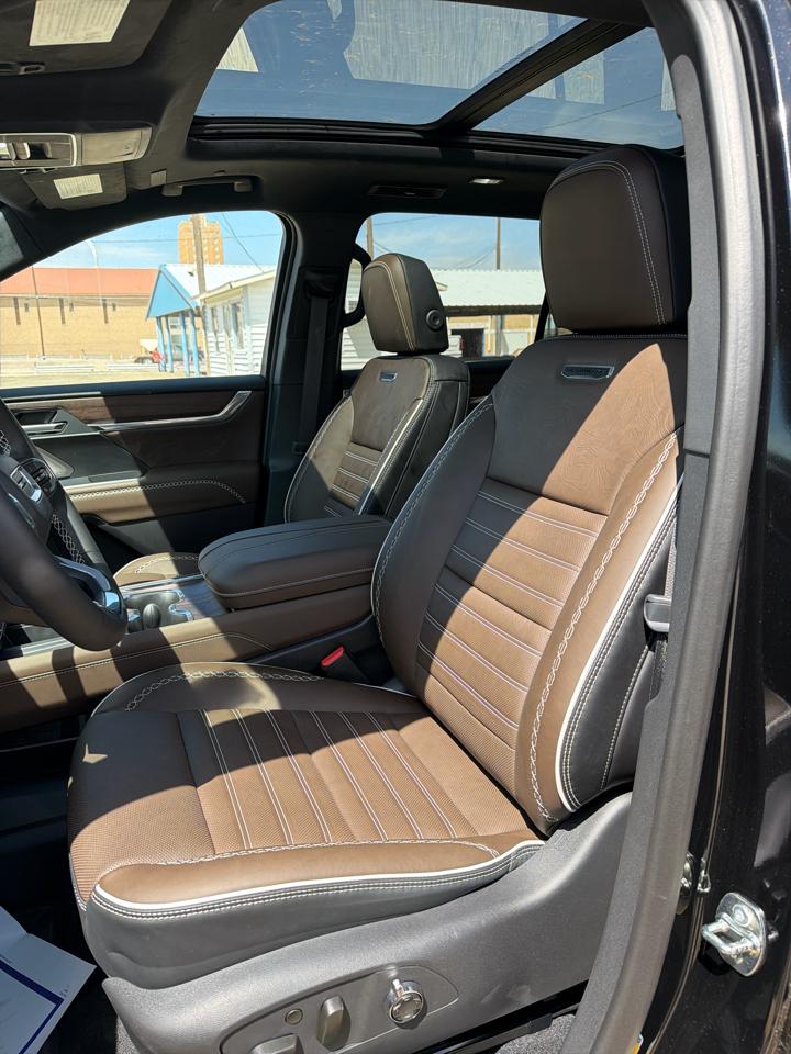 GMC Acadia Denali Ultimate 2026