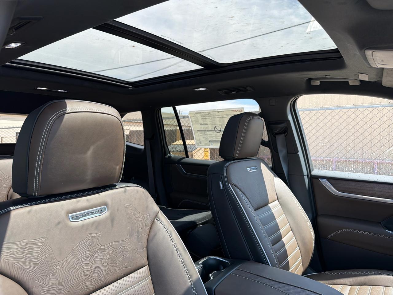 GMC Acadia Denali Ultimate 2026