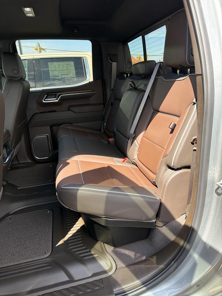 GMC Sierra 1500 Denali Crew Cab Short Box 4WD 2026