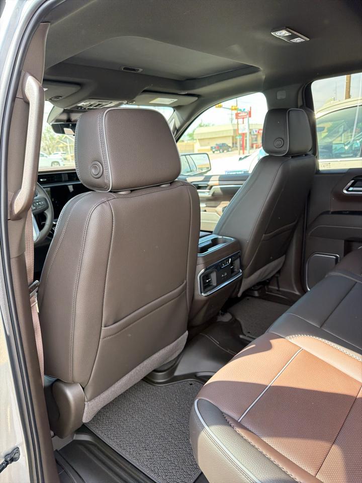 GMC Sierra 1500 Denali Crew Cab Short Box 4WD 2026