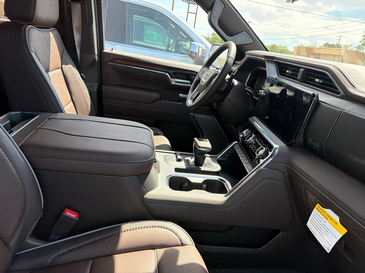 GMC Sierra 1500 Denali Crew Cab Short Box 4WD 2026