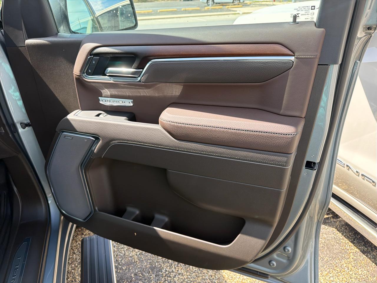 GMC Sierra 1500 Denali Crew Cab Short Box 4WD 2026