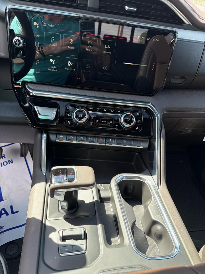 GMC Sierra 1500 Denali Crew Cab Short Box 4WD 2026