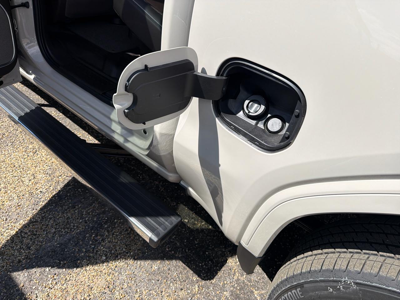 GMC Sierra 1500 Denali Crew Cab Short Box 4WD 2026