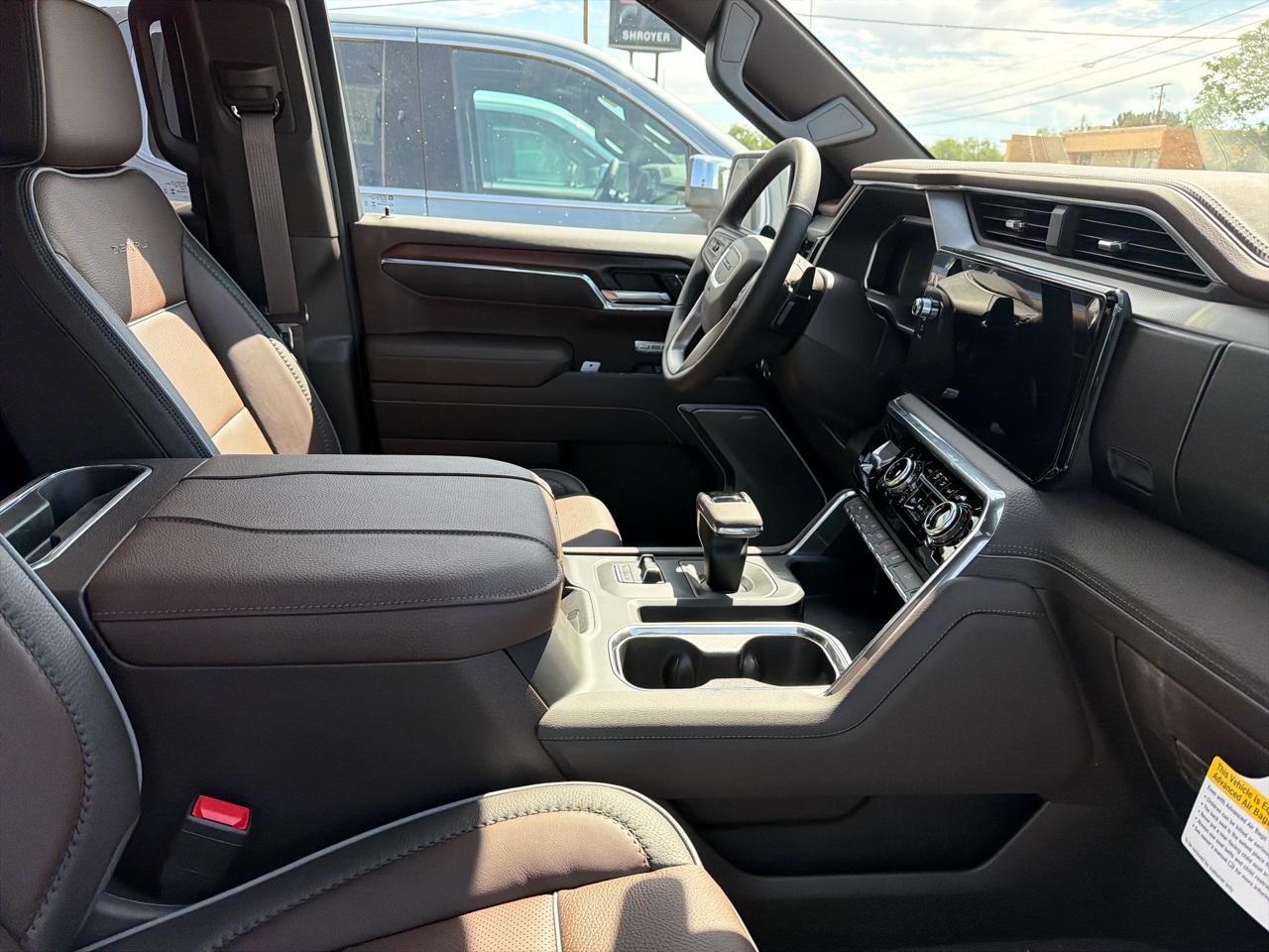 GMC Sierra 1500 Denali Crew Cab Short Box 4WD 2026
