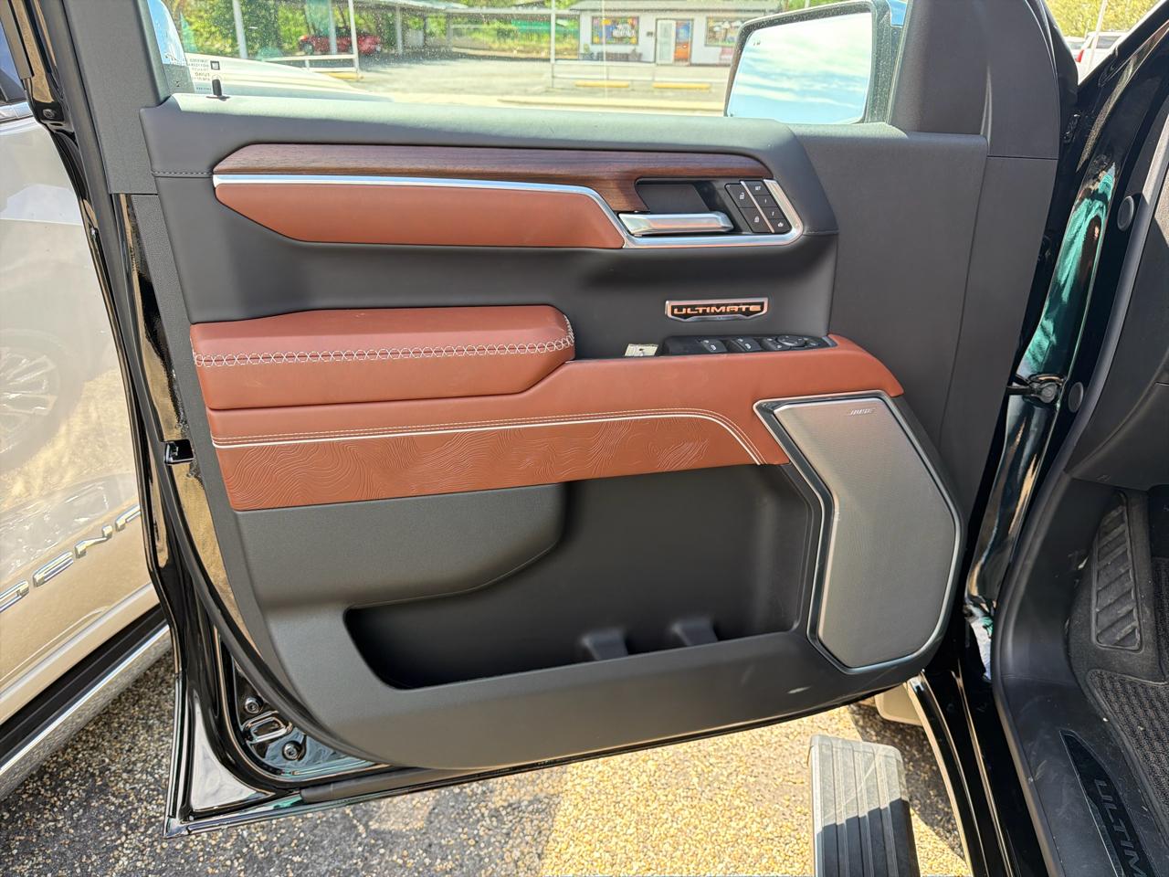 GMC Sierra 1500 Denali Ultimate Crew Cab 4WD 2026