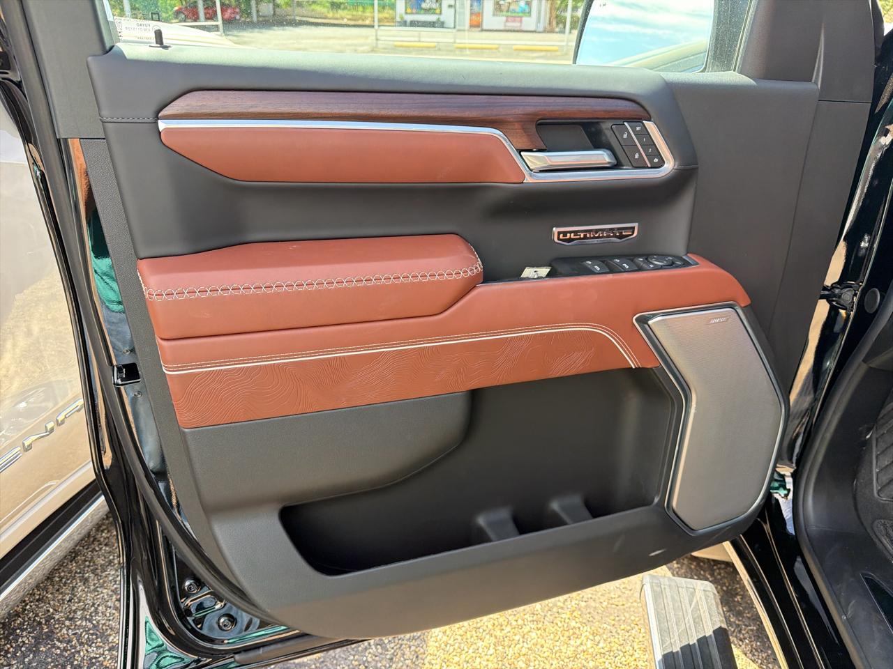 GMC Sierra 1500 Denali Ultimate Crew Cab 4WD 2026