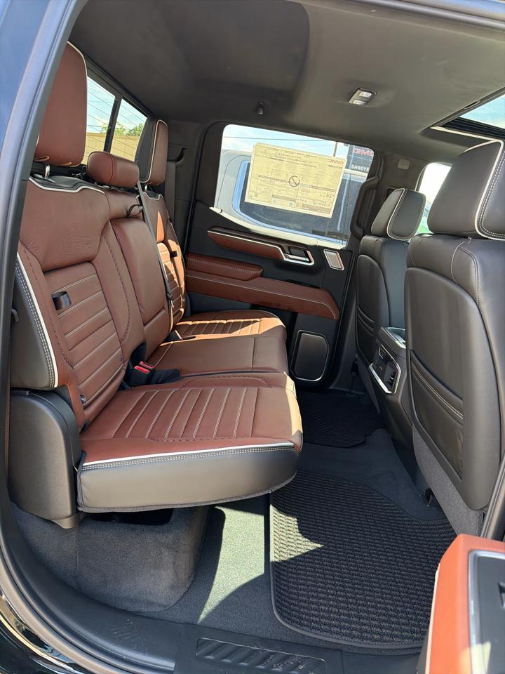GMC Sierra 1500 Denali Ultimate Crew Cab 4WD 2026