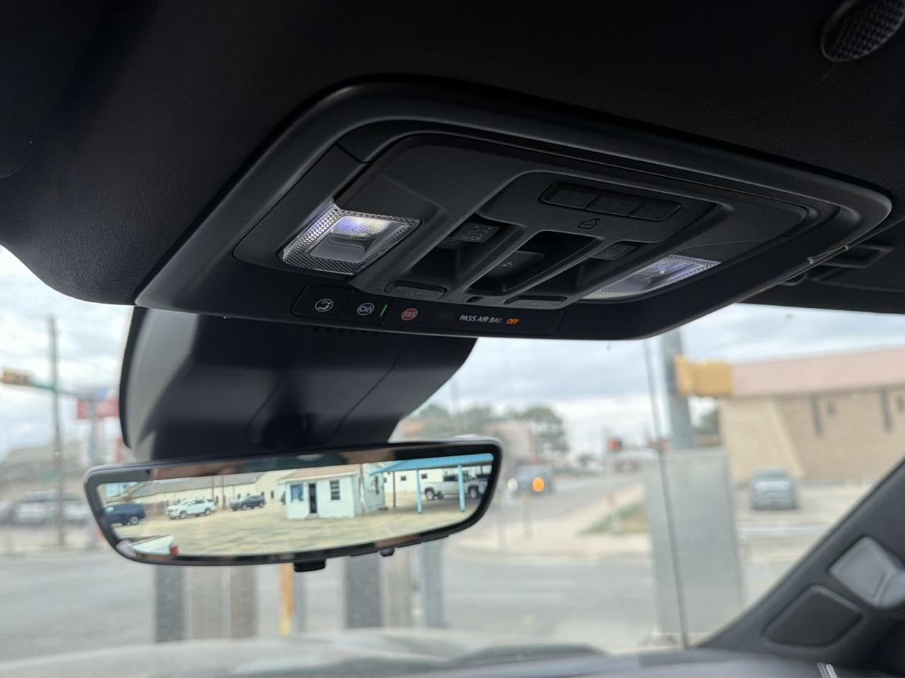 GMC Sierra 1500 AT4X Crew Cab 4WD 2026