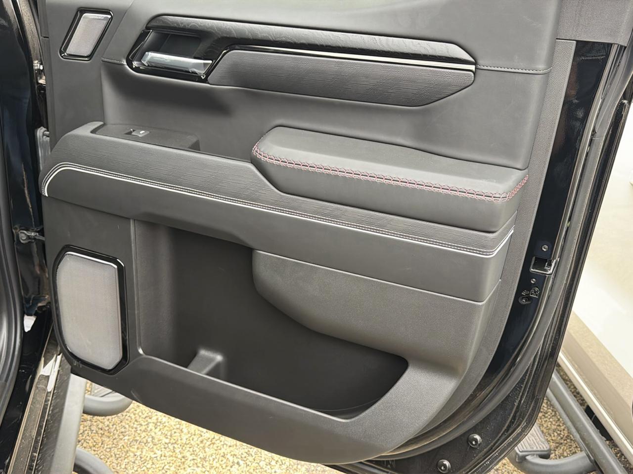 GMC Sierra 1500 AT4X Crew Cab 4WD 2026