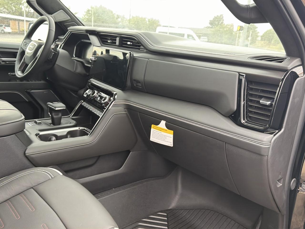 GMC Sierra 1500 AT4X Crew Cab 4WD 2026